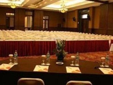 Semarak International Hotel Medan Exterior foto
